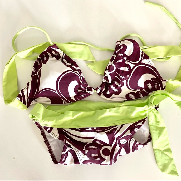 Bikini Two Pieces - Picture 1 of 4